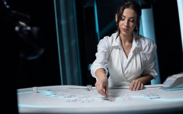 La Révolution des Jeux avec Croupier en Direct : L&rsquo;Avenir des Casinos en Ligne
