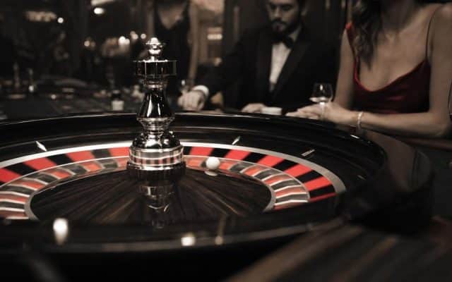 L’Ascension Spectaculaire des Jeux de Casino en Direct: Une Nouvelle Ère pour les Amateurs de Roulette et de Blackjack
